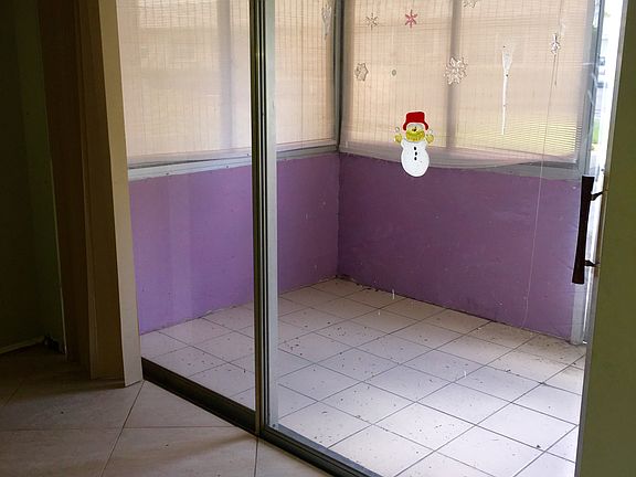 4th image of 2611 Barkley Dr W APT B
