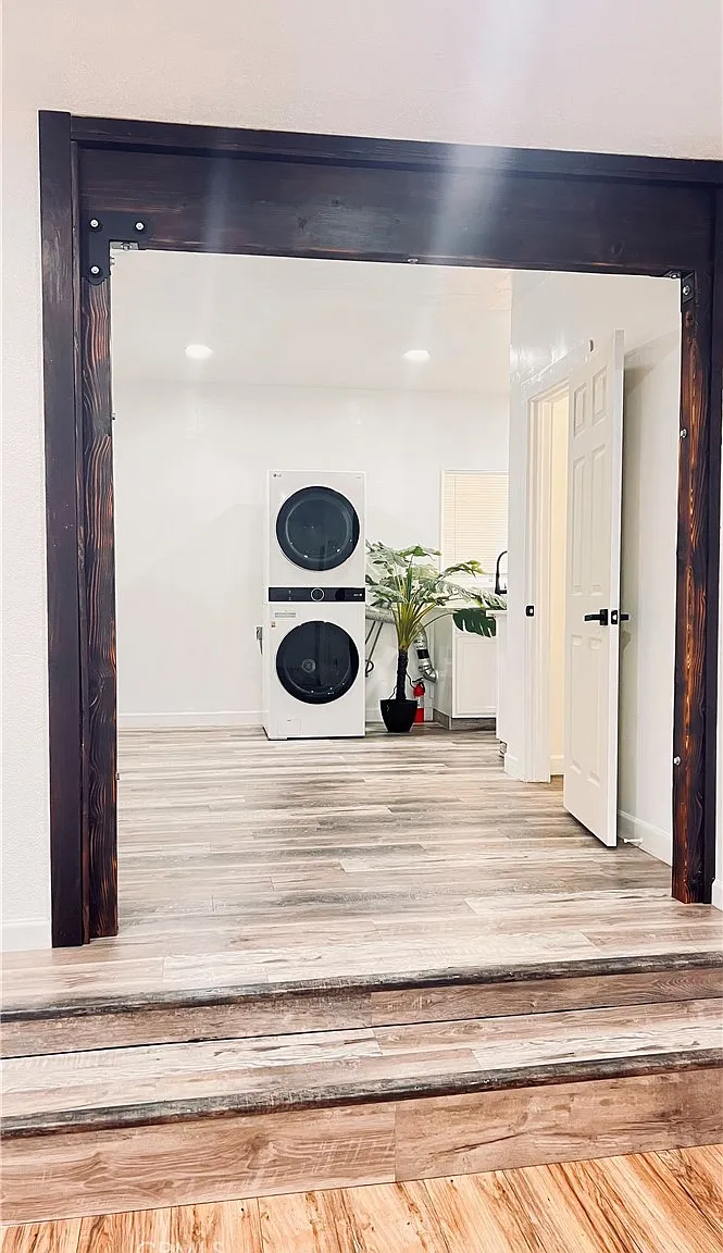 2 bed, 900 sqft, $1,350 — Photo 3