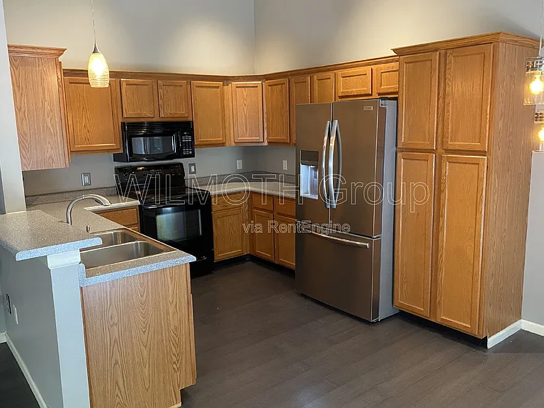 313 Tamarack Ct — Photo 5