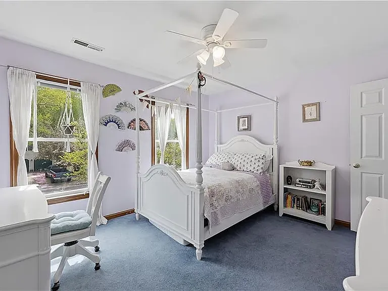 708 Marston Dr — Photo 16