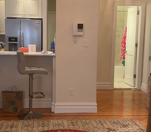 4th image of 1240 Park Ave
