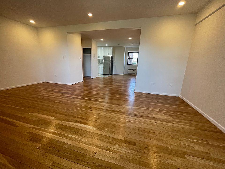 1st image of 14935 Northern Blvd APT 5H