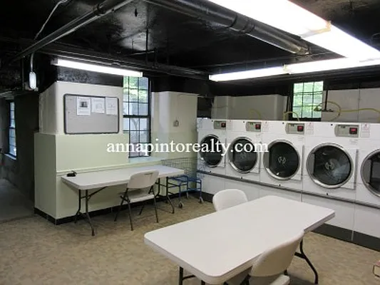 Sold by Anna Pinto Realty | media 36