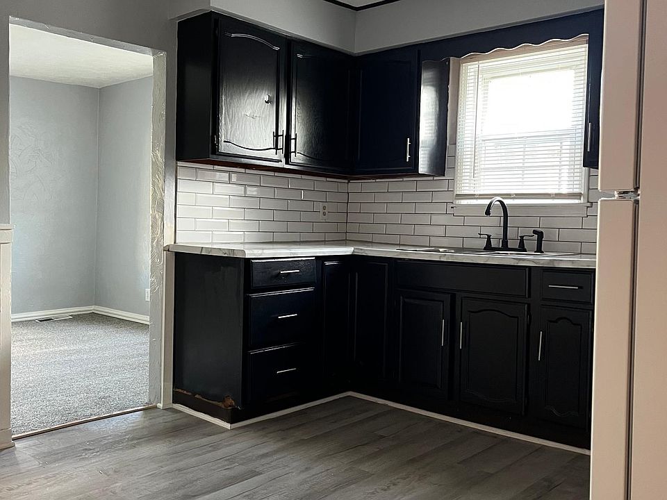 1st image of 1713 N Janney Ave