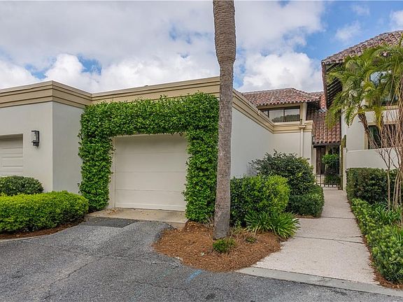2nd image of 1405 River Club Dr