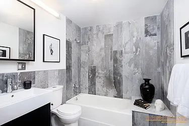 Rented by aptsandlofts.com