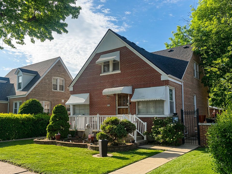 1st image of 3844 W 61st St