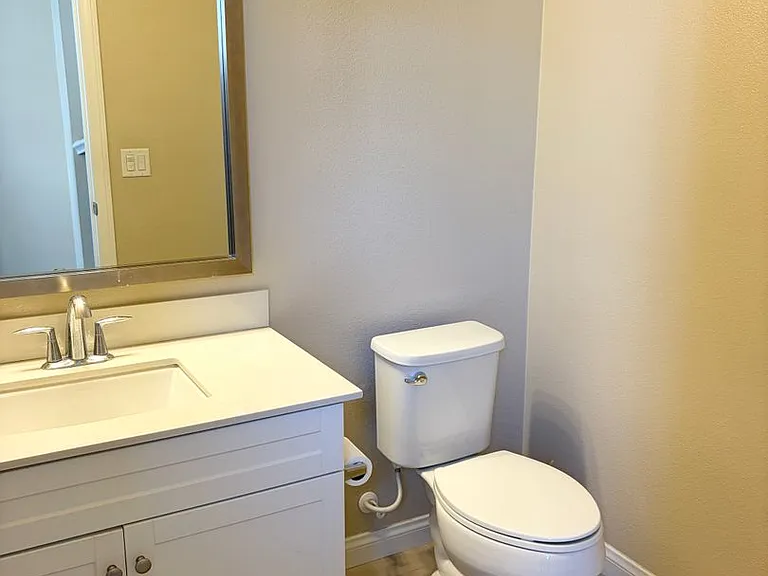 1021 Chandler Dr — Photo 6