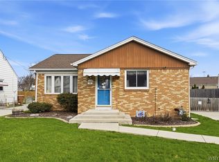85 Cathedral Ln, Buffalo, NY