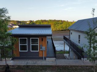 190 Burns Rd #D, Carrollton, GA 30117