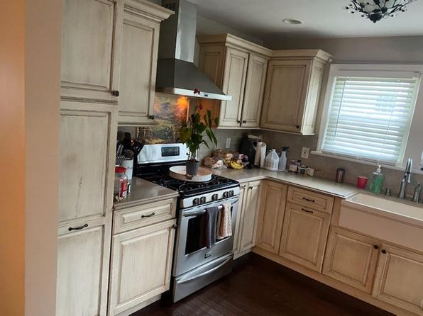 (undisclosed Address)