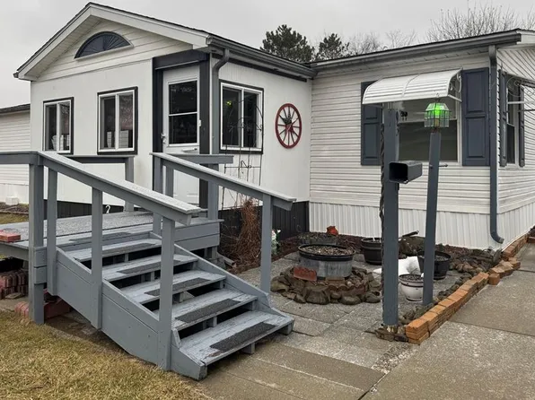 93 Cessna St, Sayre, PA 18840