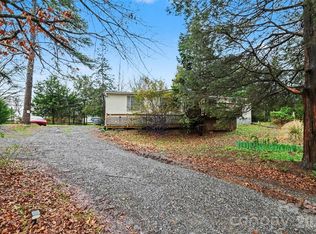 6107 Raintree Cir, Concord, NC 28027