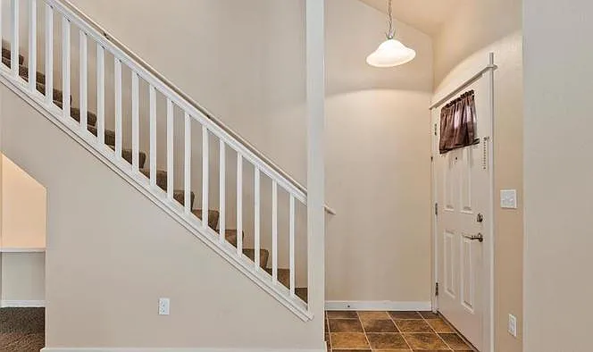 2 bed, 980 sqft, $1,750 — Photo 4