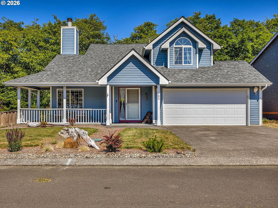 1st image of 962 Peacock St