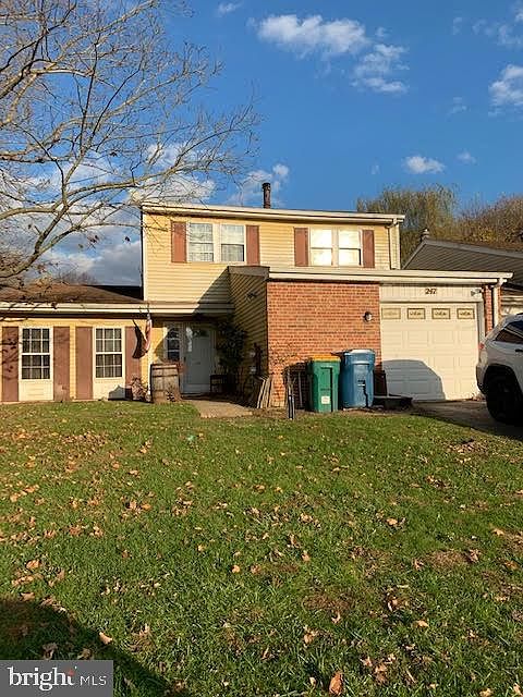 1st image of 247 Canterbury Ct