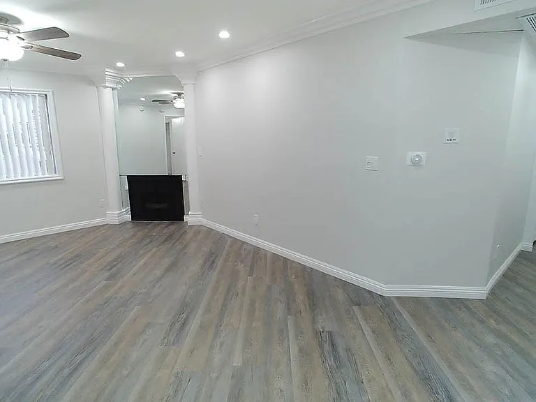 14242 Roscoe Blvd — Photo 53