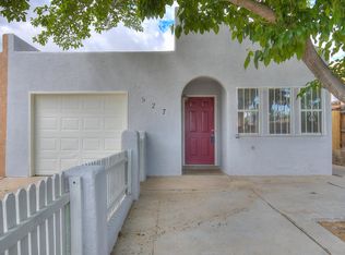 527 Adrian St SW, Albuquerque, NM 87121