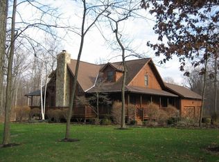 2823 Boston Mills Rd, Brecksville, OH 44141