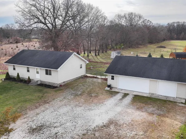 135 W 250 S, Knox, IN 46534