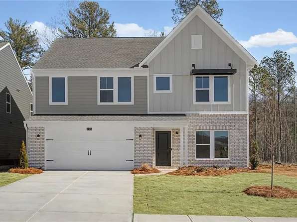 857 Crystal Lake Pkwy, Hoschton, GA 30548