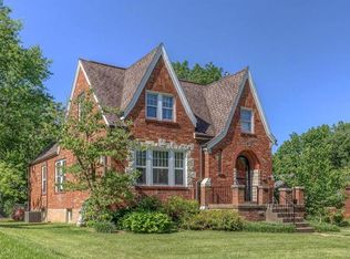 7572 Wise Ave, Saint Louis, MO 63117