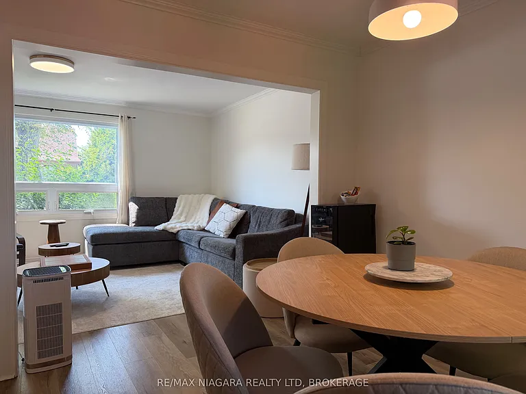 4354 5th Ave — Photo 11