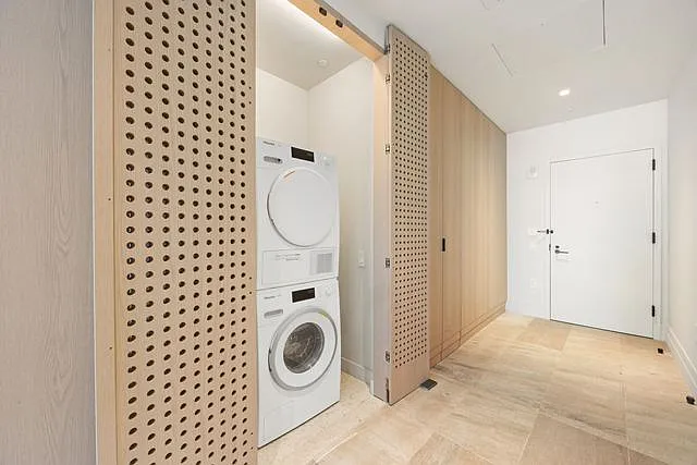 77 Greenwich St #23C — Photo 8