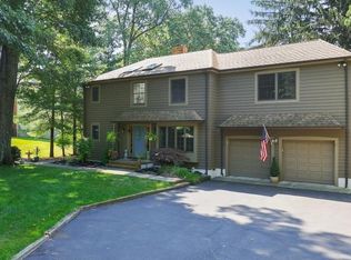 14 Ridge Rd, Warren, NJ 07059