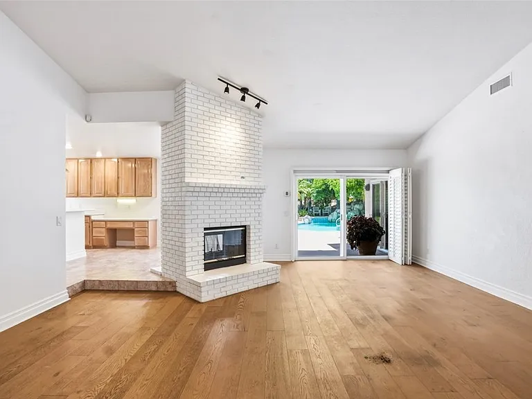 1023 Highlight Dr — Photo 6