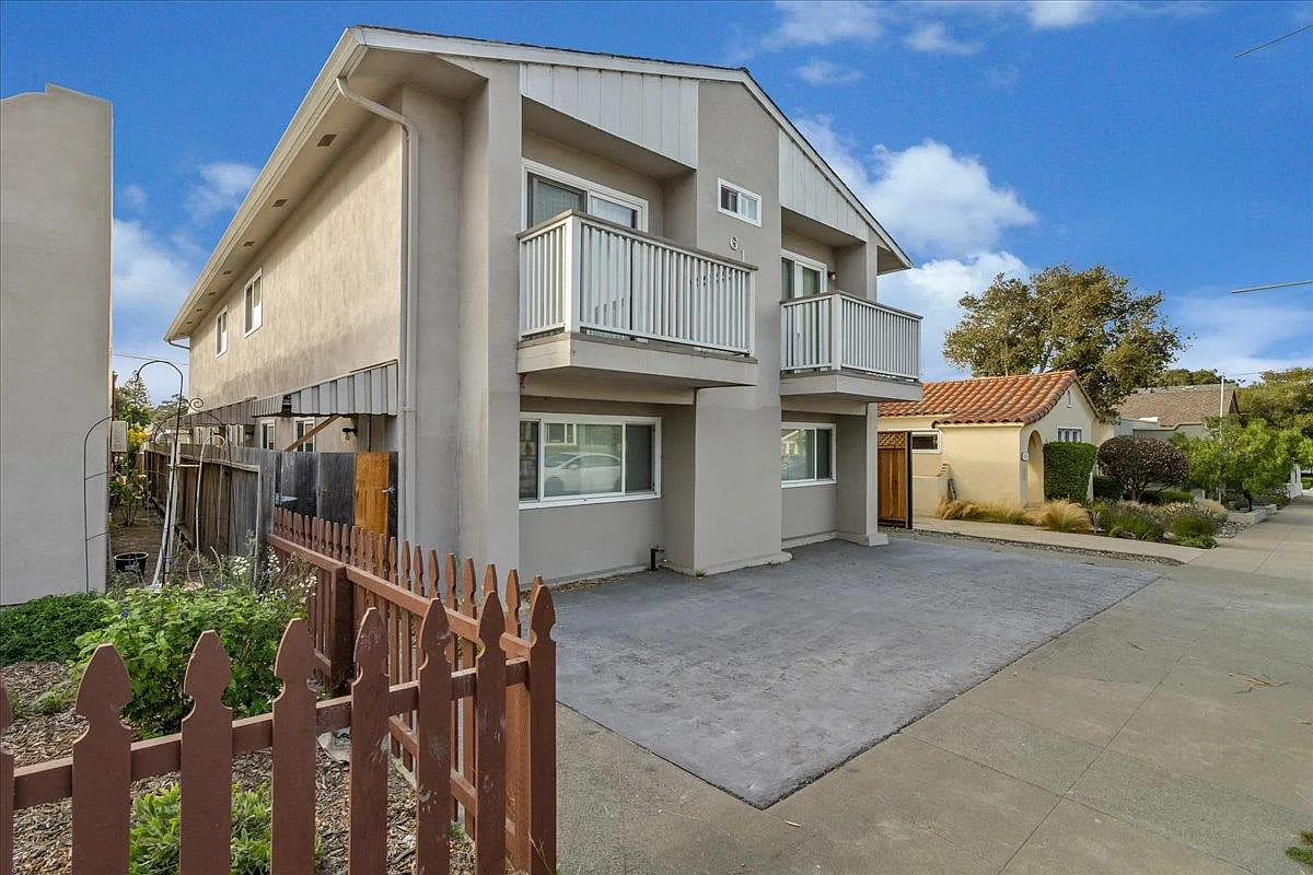 618 Forest Ave photo 1