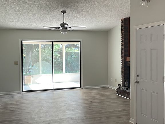 2nd image of 3806 Cherrywood Ct