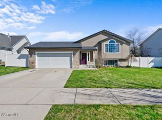 2887 W Cranberry Ave, Hayden Lake, ID 83835