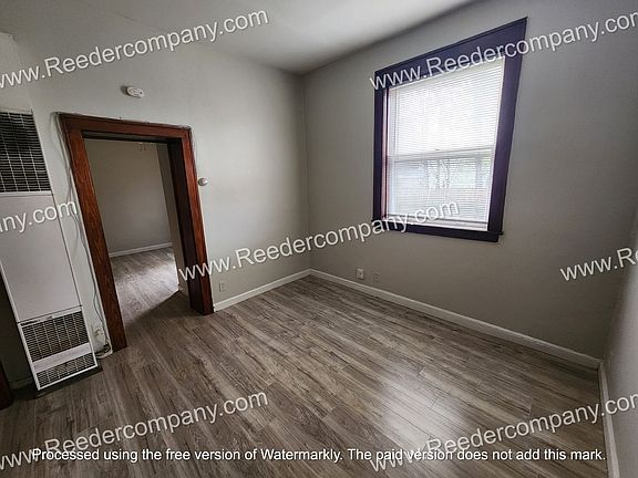 5th image of 4402 Tod Ave