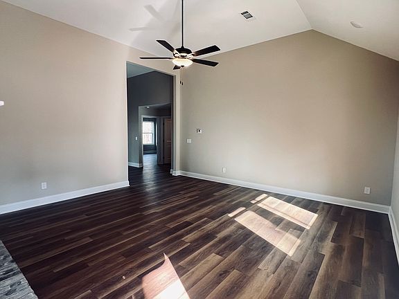 3rd image of 187 Coffey Rd