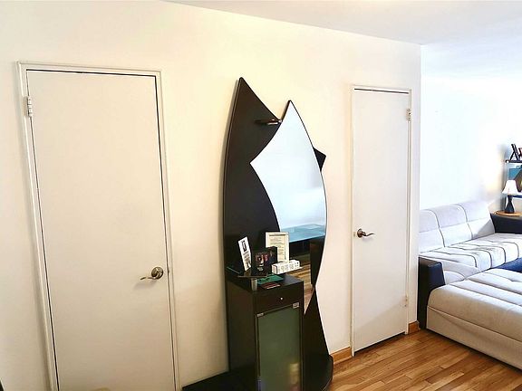 5th image of 210-05 Corp Kennedy St #3G