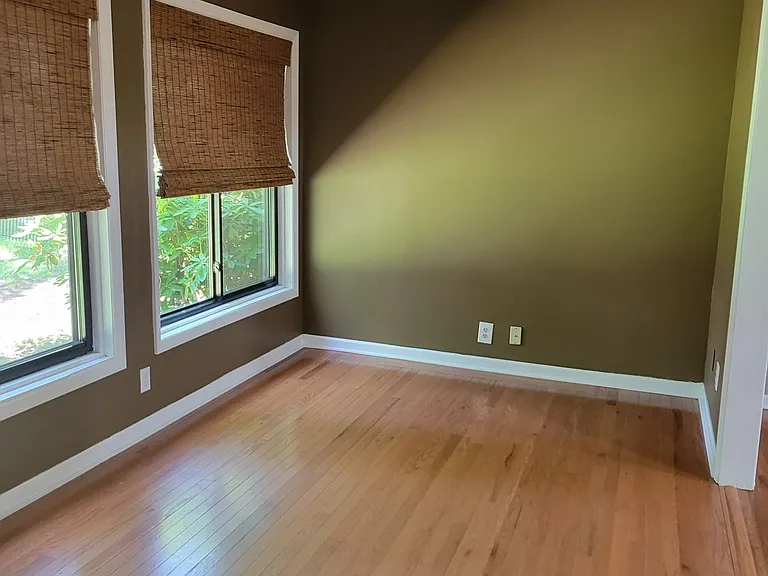 110 Hilton Ln — Photo 18