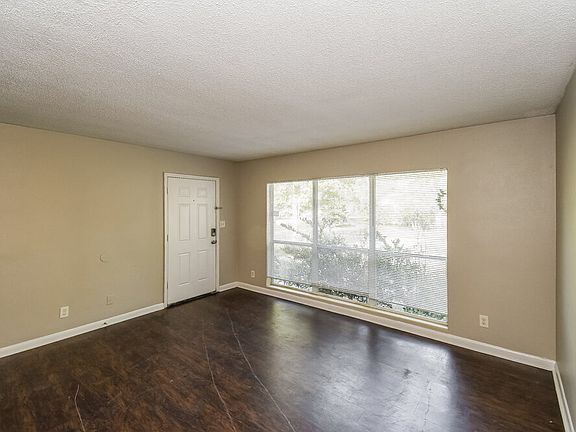 4th image of 1248 Pangola Dr