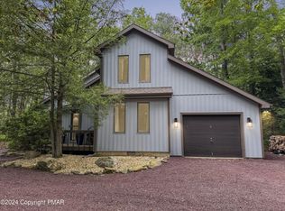 245 Aspen Rd, Pocono Pines, PA 18350