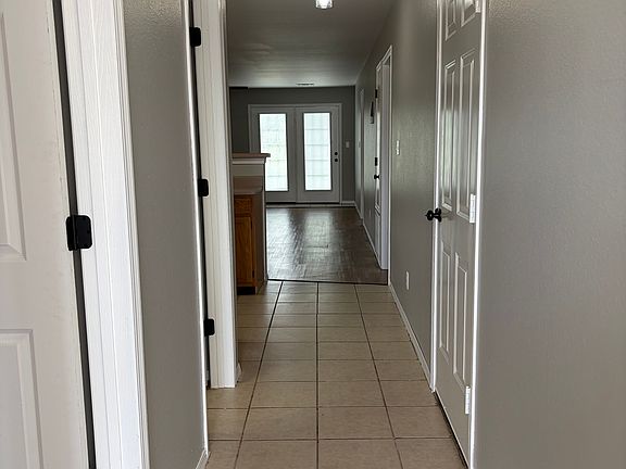 3rd image of 2803 Trailwood Dr #A