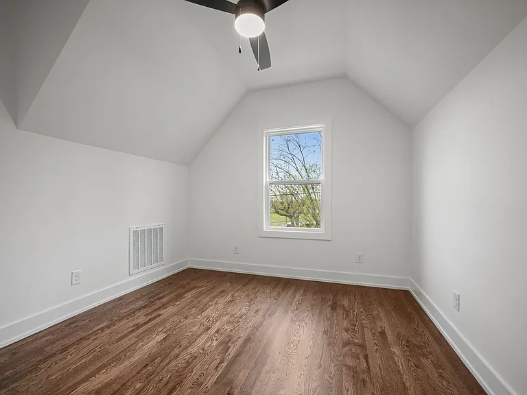 1510 Lawrence St — Photo 24