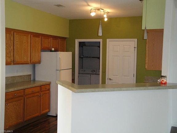 4th image of 302 Harry Ave N