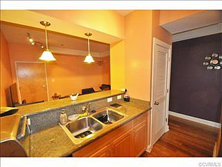 4th image of 1333 W Broad St #U401