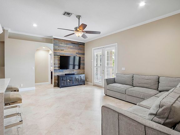 3rd image of 11548 NW 49th Court