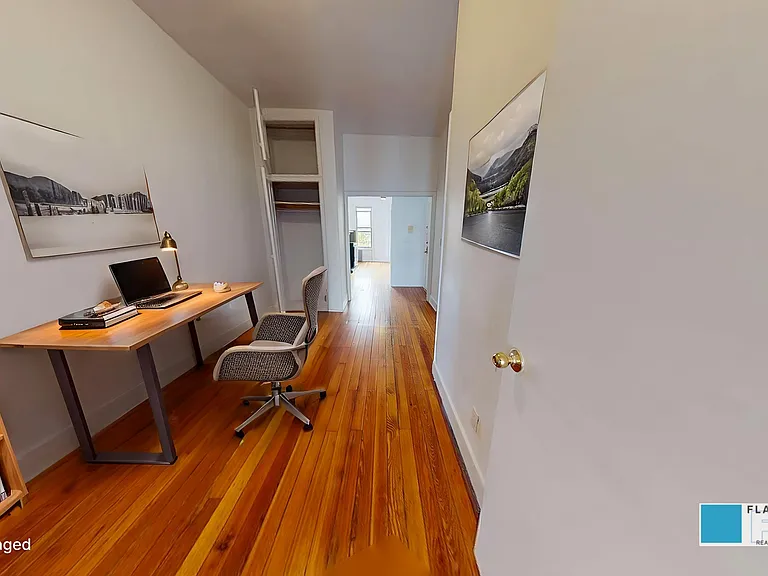 90 Berry St #4L — Photo 5