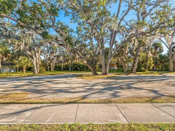 404 Canal St Lot 9, Tarpon Springs, FL 34689