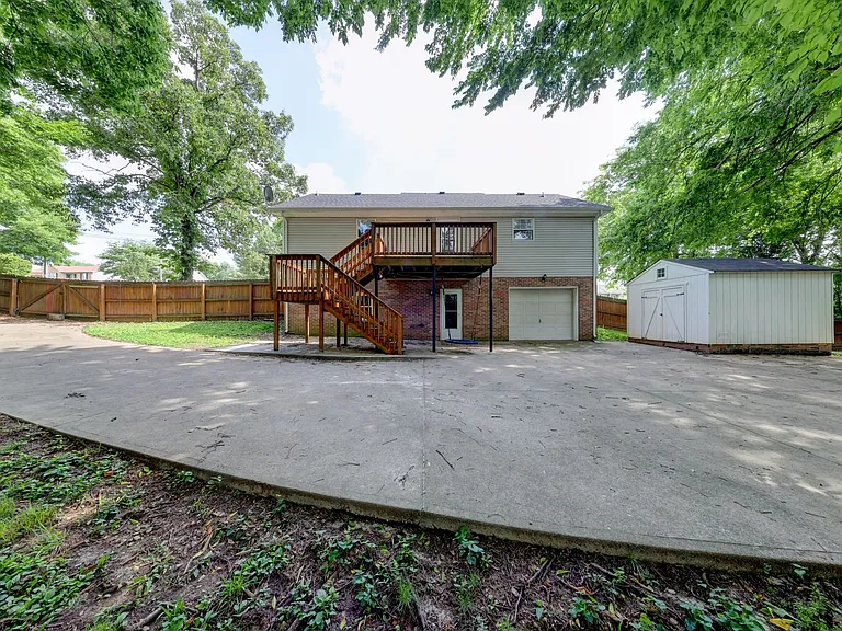 3253 N Senseney Cir — Photo 25