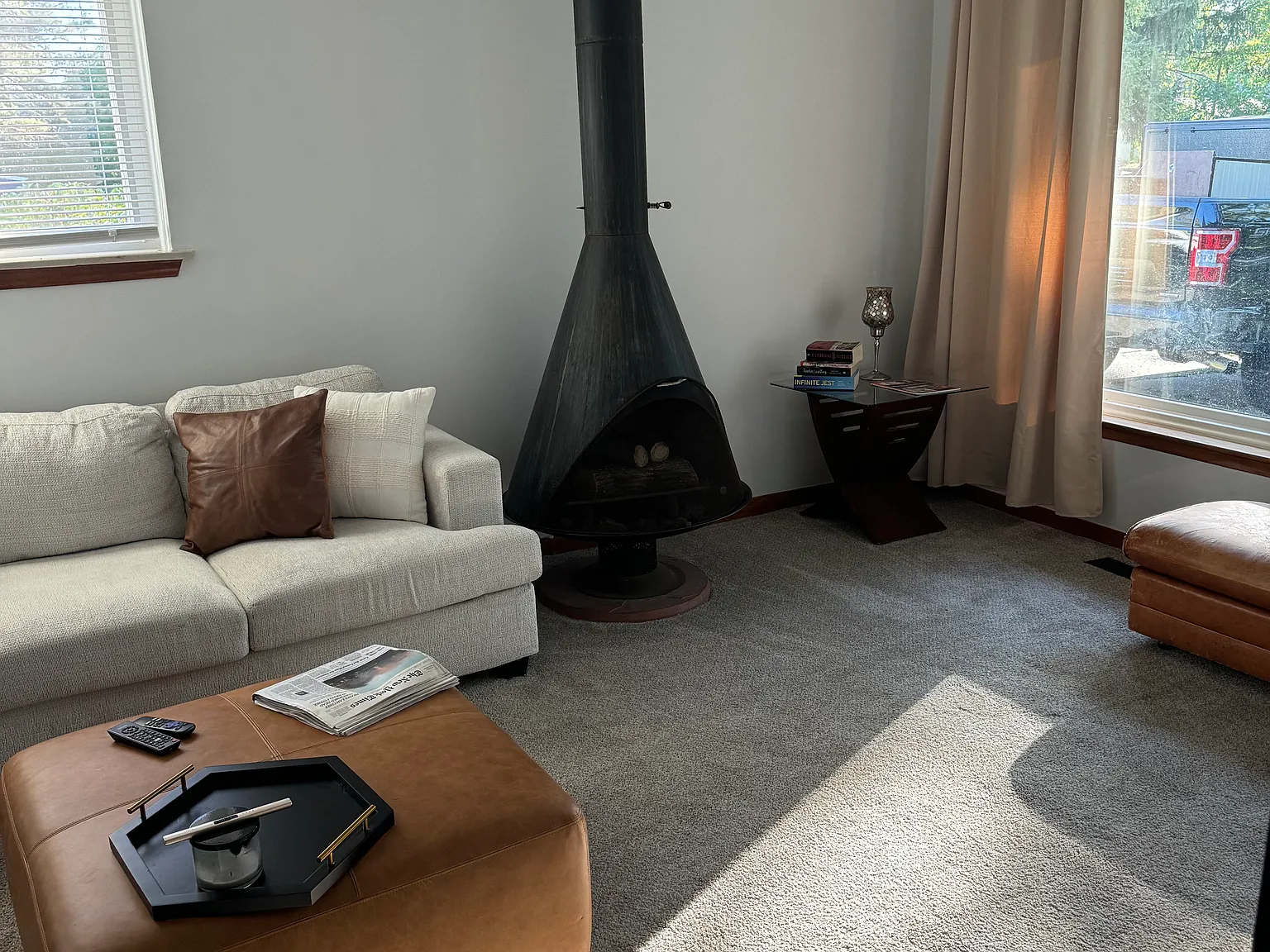 3 bed, 1036 sqft, $1,800 — Photo 3