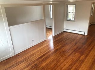 71 Bridge St, Collinsville, CT 06019
