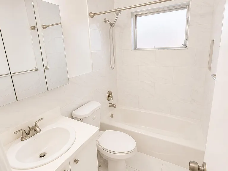 3615 Polk St — Photo 3